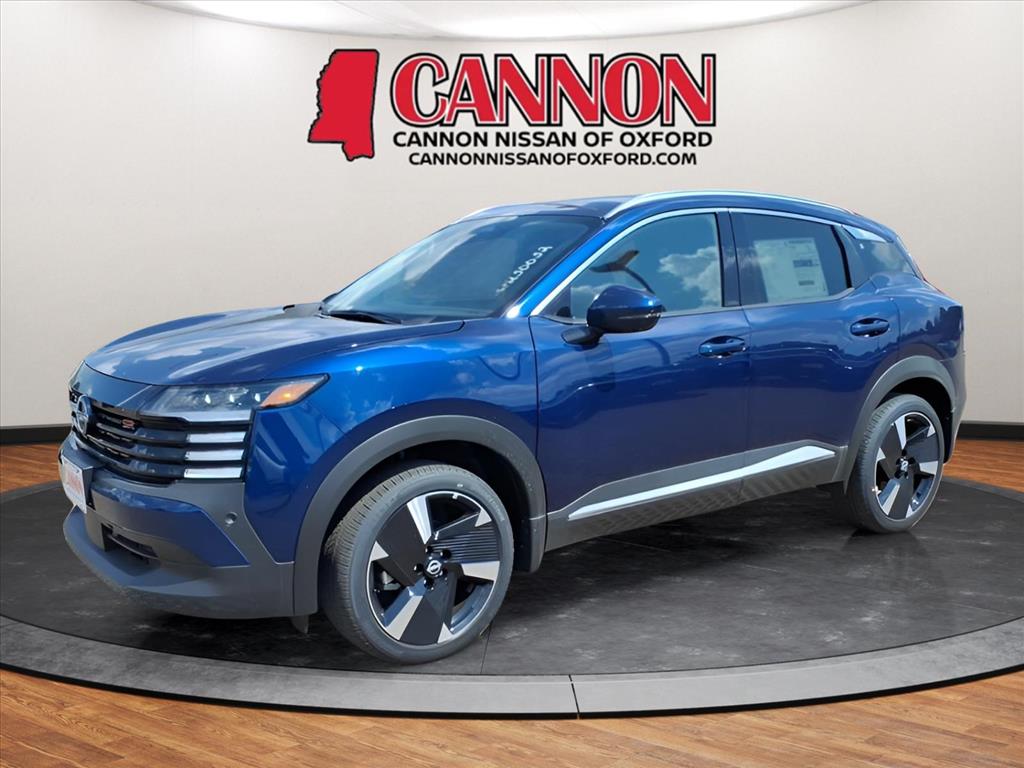 2025 Nissan Kicks SR AWD's photo