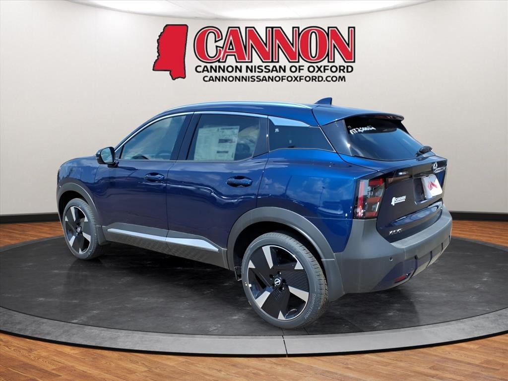 New 2025 Nissan Kicks SR SUV