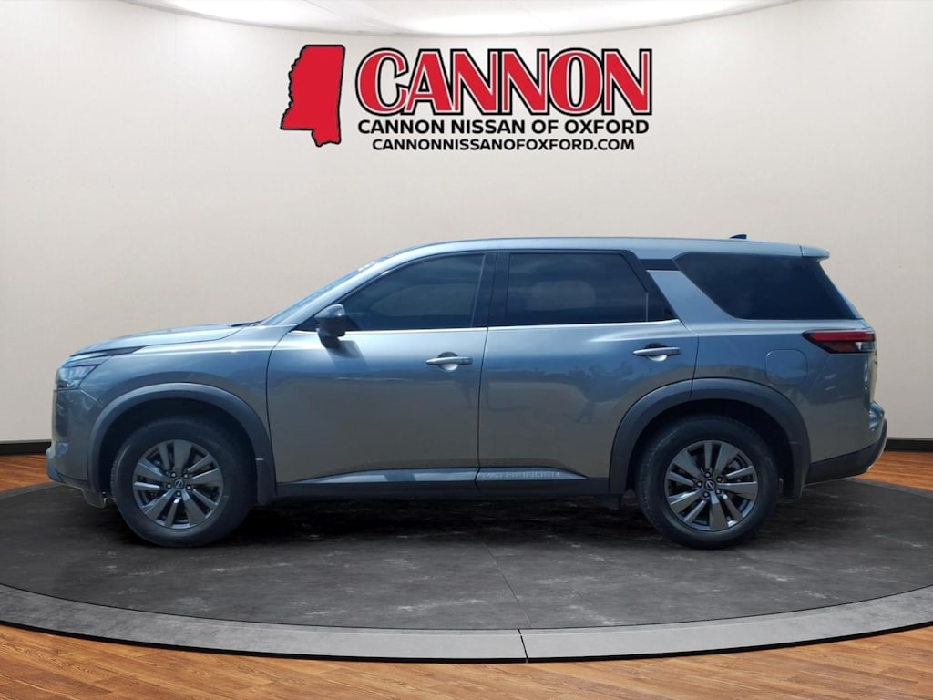 Used 2023 Nissan Pathfinder S SUV
