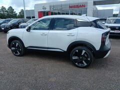 2025 Nissan Kicks SR SUV