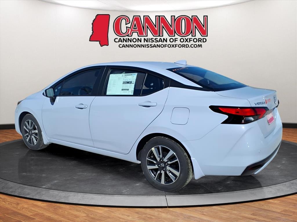 New 2025 Nissan Versa 1.6 SV Sedan