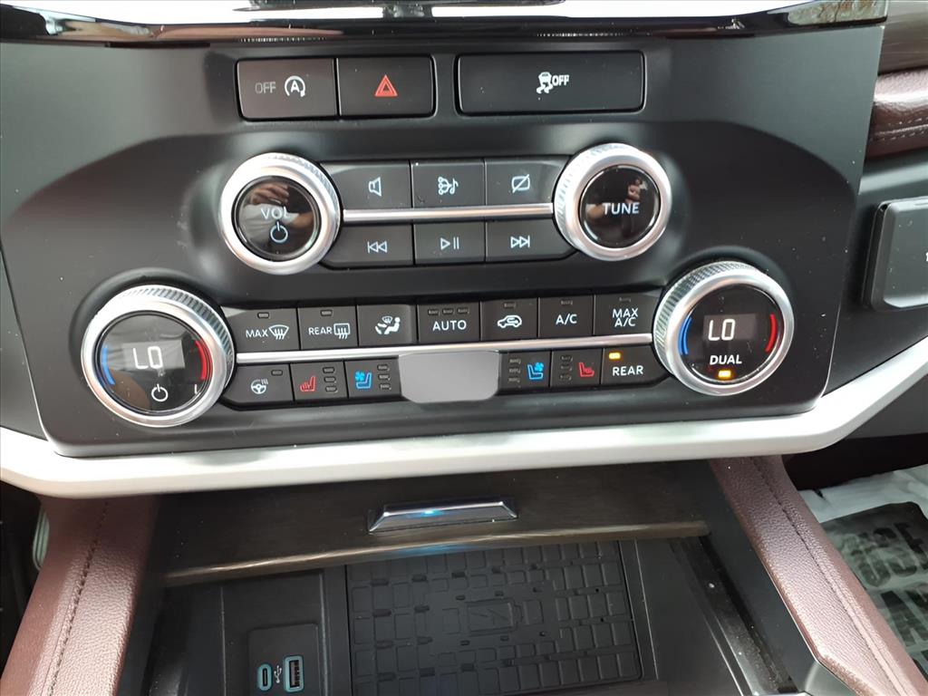 2024 Ford Expedition Limited - Photo 23