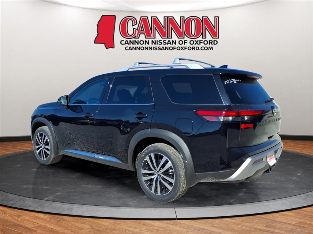 New 2025 Nissan Pathfinder Platinum SUV
