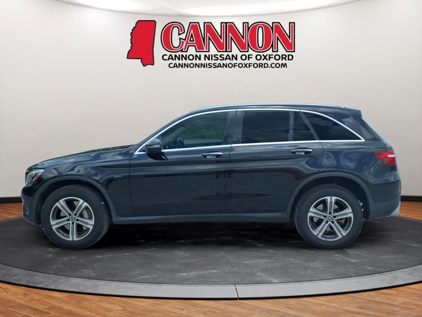 Used 2019 Mercedes-Benz GLC GLC350e with VIN WDC0G5EB4KF586912 for sale in Oxford, MS