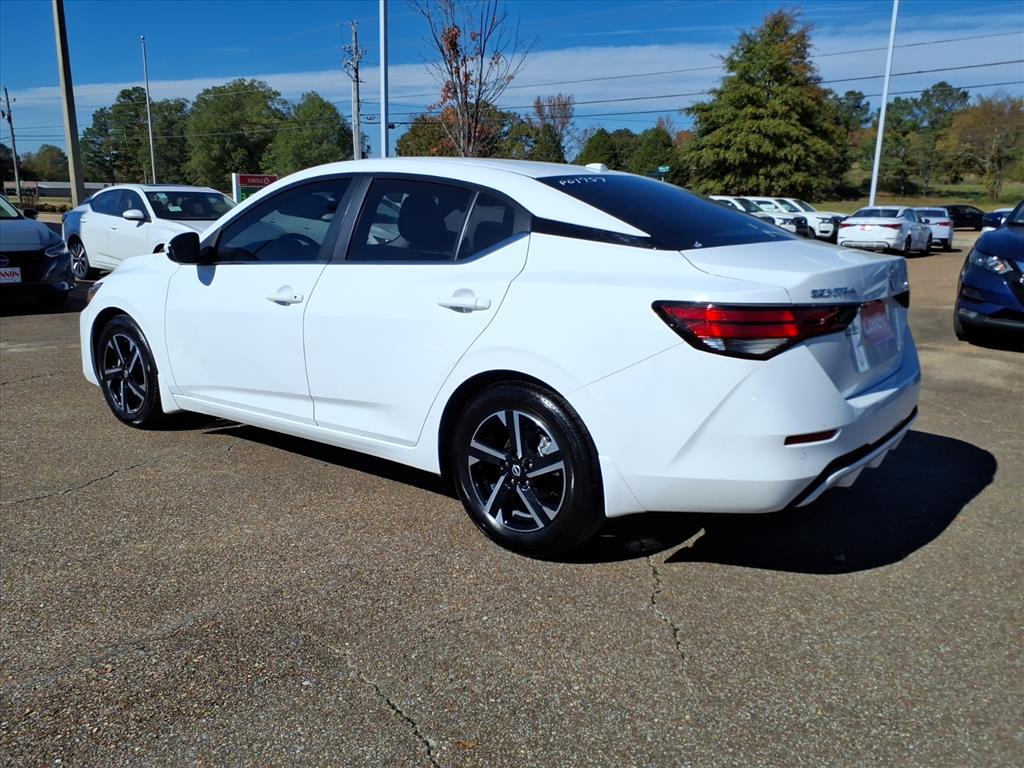 2024 Nissan Sentra SV photo 3