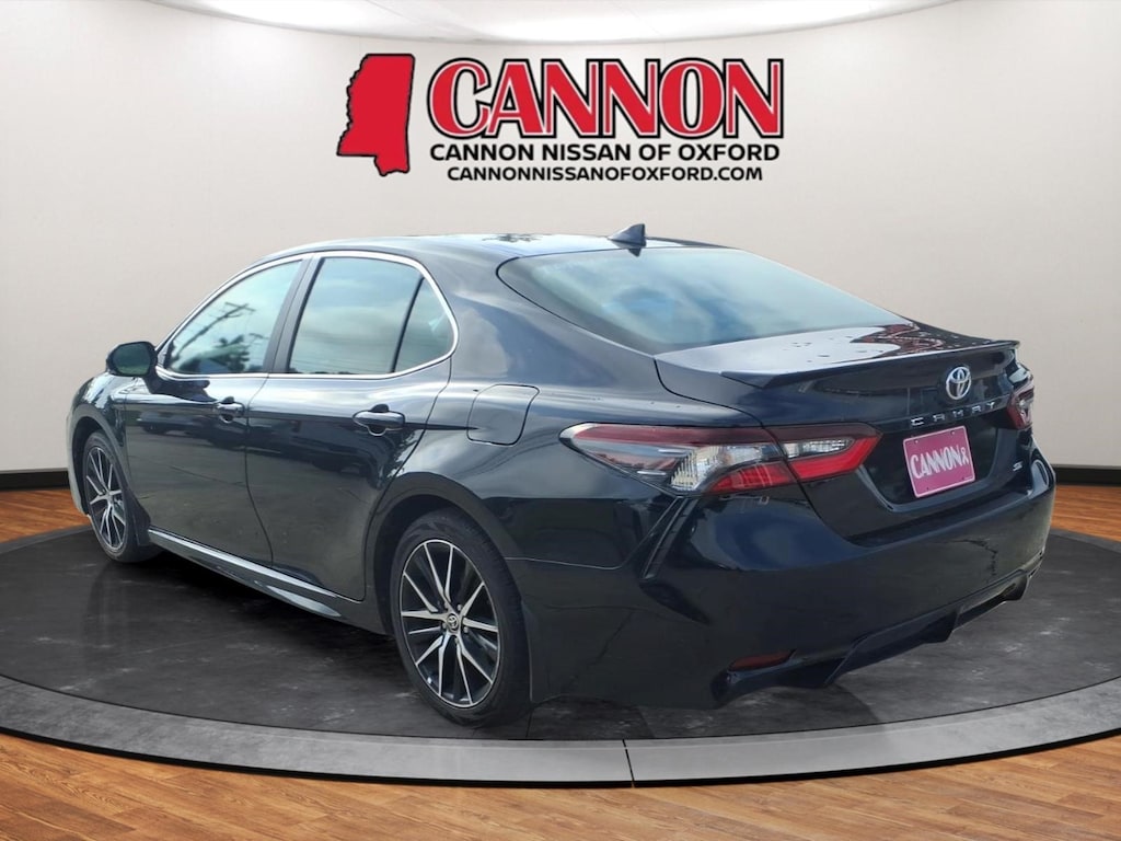 Used 2024 Toyota Camry SE Sedan