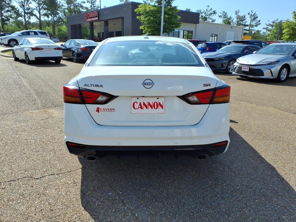 Used 2024 Nissan Altima 2.5 SR Sedan