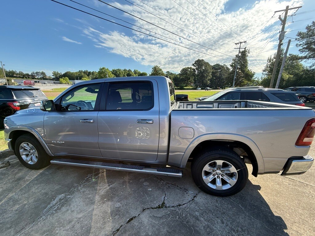 2019 Ram 1500 Laramie photo 4