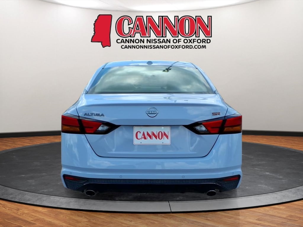 Used 2024 Nissan Altima 2.5 SR Sedan