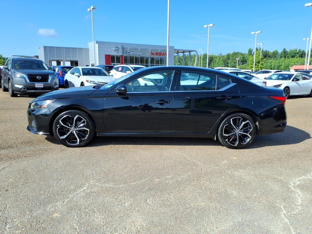 Used 2024 Nissan Altima 2.5 SR Sedan