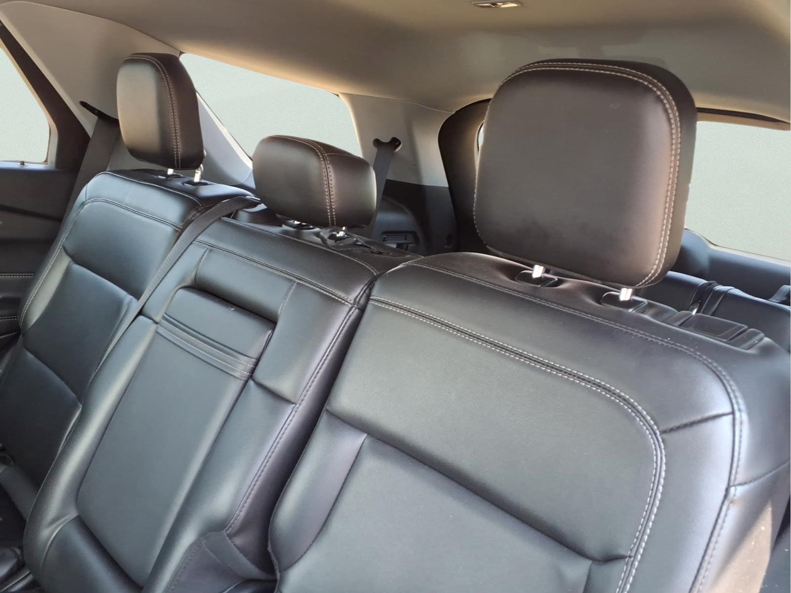 2023 Ford Explorer XLT - Photo 13