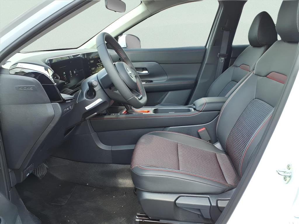 2025 Nissan Kicks SR - Photo 15