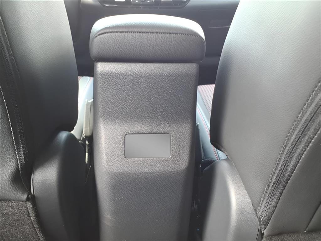 2025 Nissan Kicks SR - Photo 13