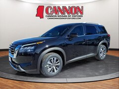 2025 Nissan Pathfinder SL SUV