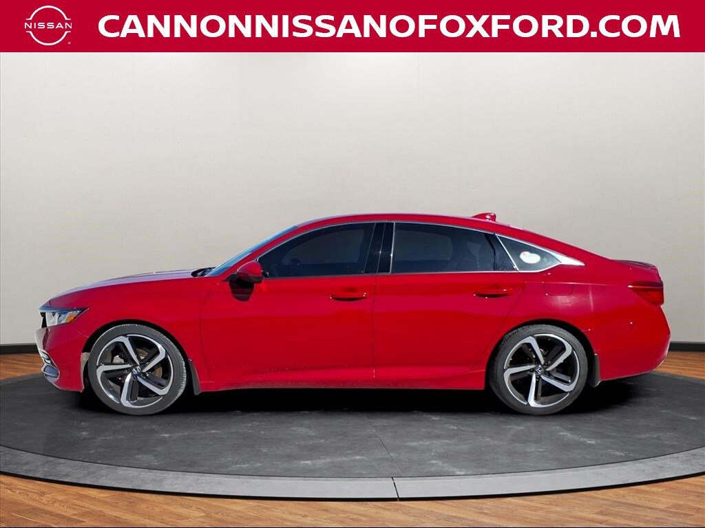 2019 Honda Accord Sport photo 2