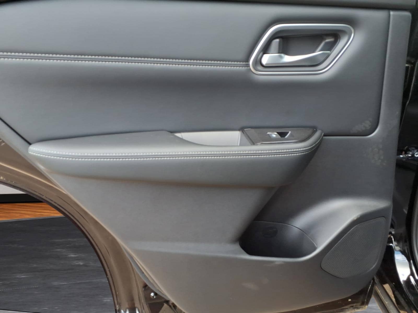 2026 Nissan Rogue Platinum - Photo 9