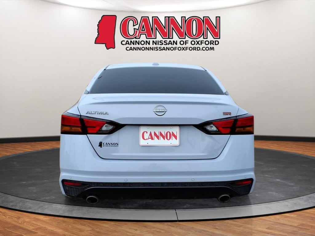 Used 2024 Nissan Altima 2.5 SR Sedan