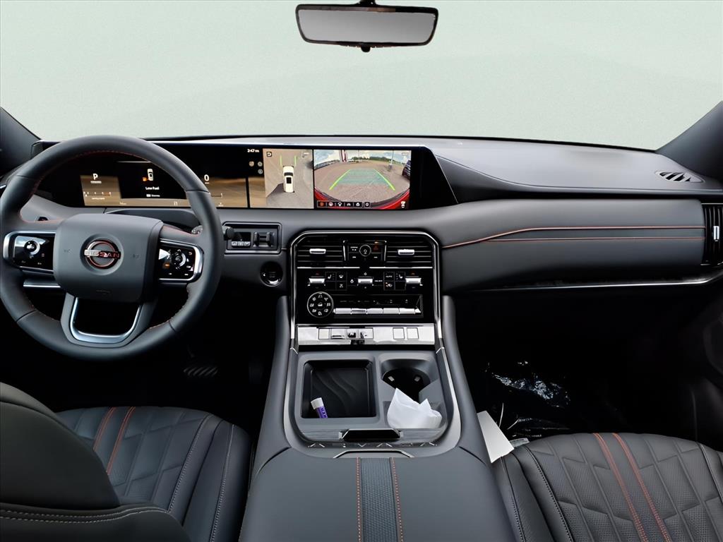 2025 Nissan Armada PRO-4X - Photo 14
