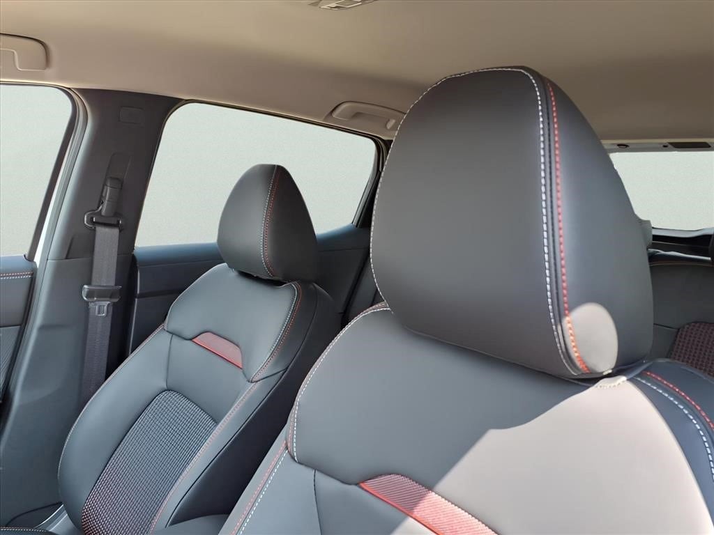 2025 Nissan Kicks SR - Photo 16