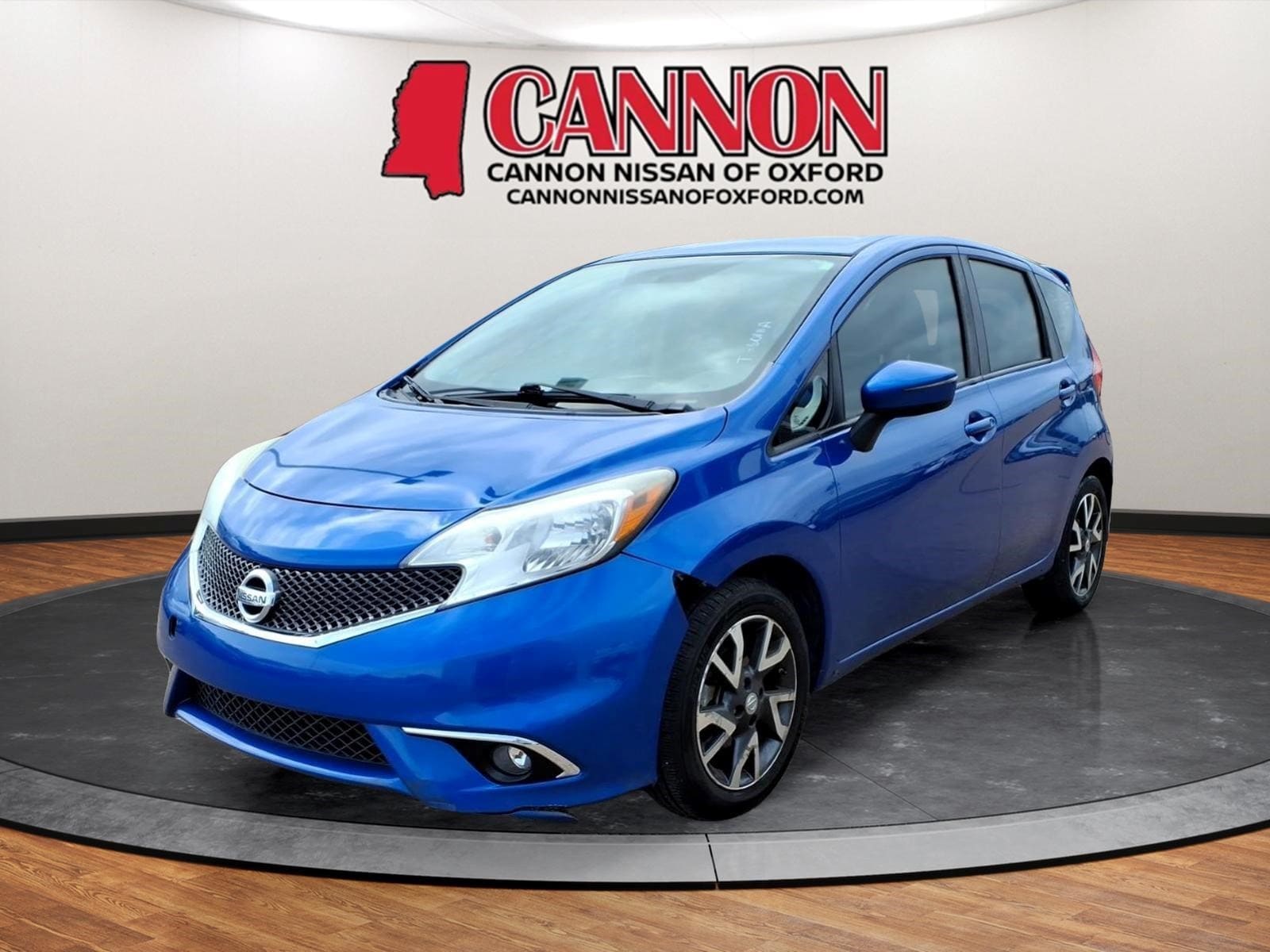 2015 Nissan Versa Note 1.6 SR CVT's photo