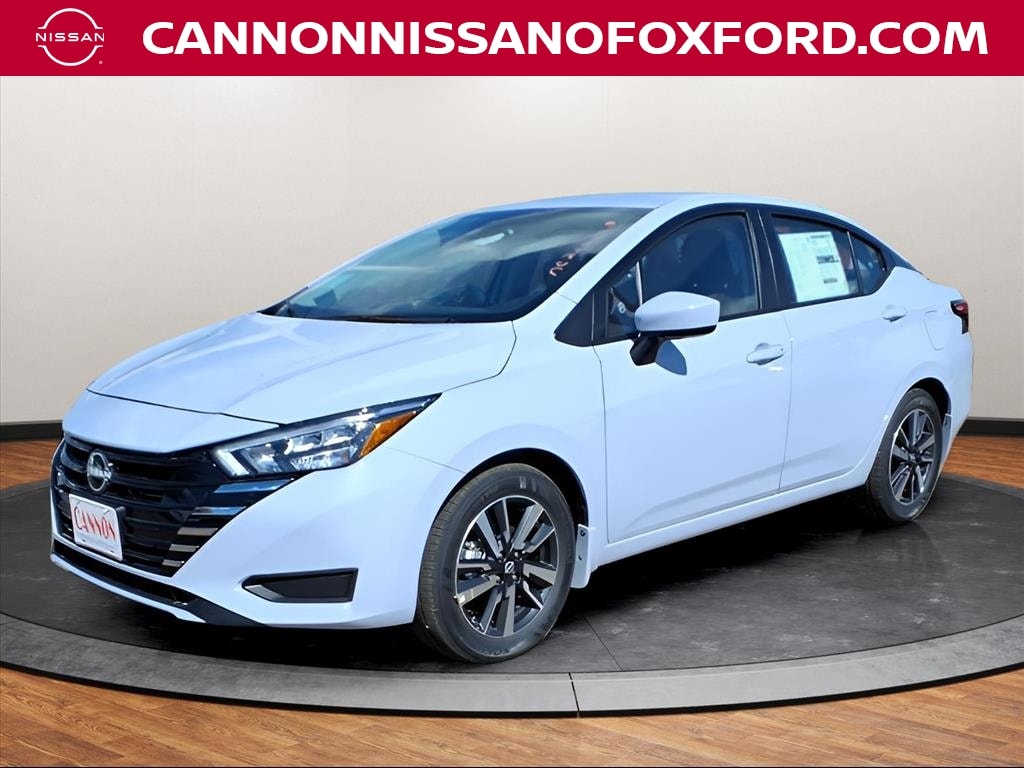 New 2025 Nissan Versa 1.6 SV Sedan