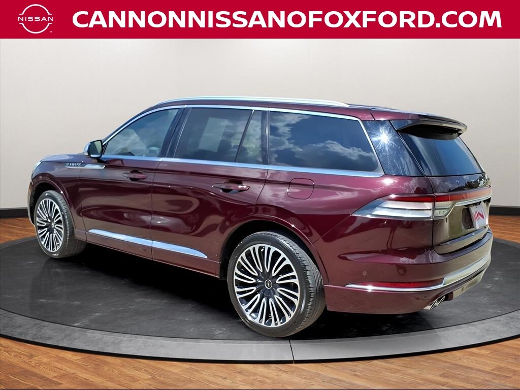 2020 Lincoln Aviator Black Label photo 3