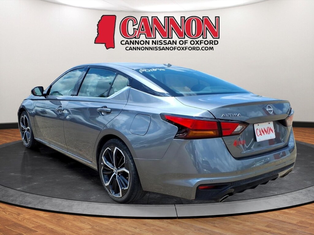Used 2024 Nissan Altima 2.5 SR Sedan