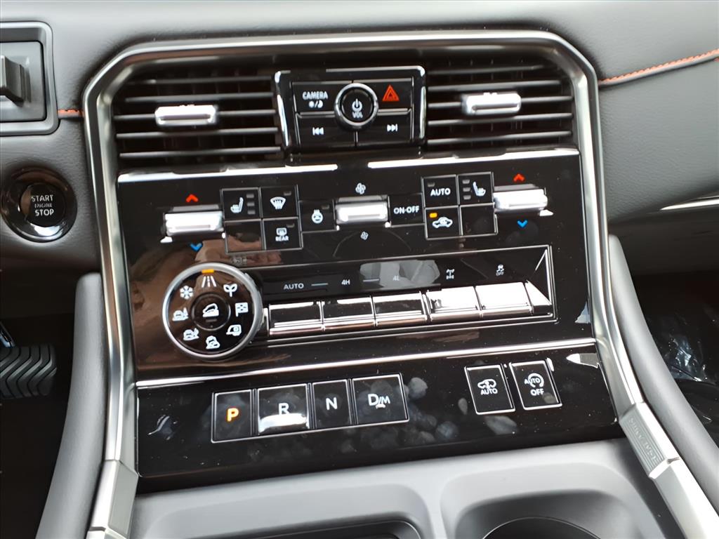 2025 Nissan Armada PRO-4X - Photo 20