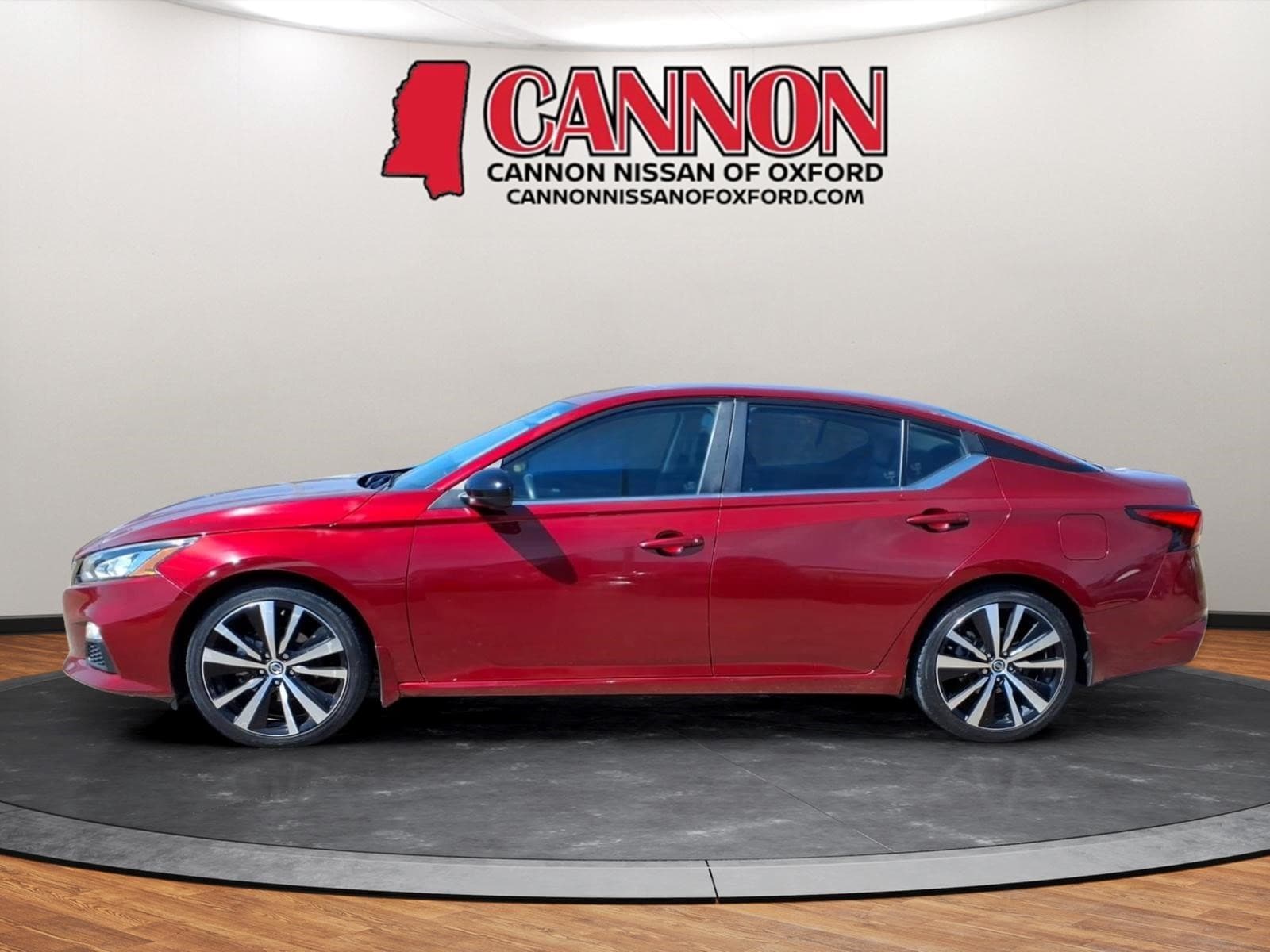 Used 2022 Nissan Altima SR with VIN 1N4BL4CV4NN345272 for sale in Oxford, MS