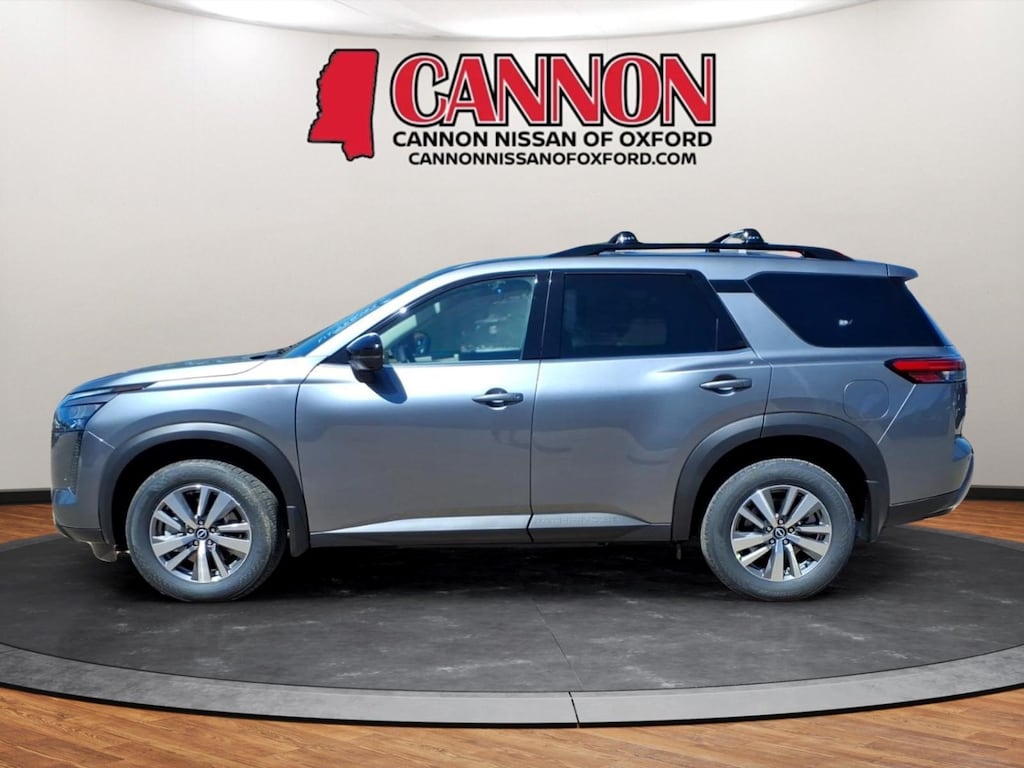 New 2026 Nissan Pathfinder SL SUV
