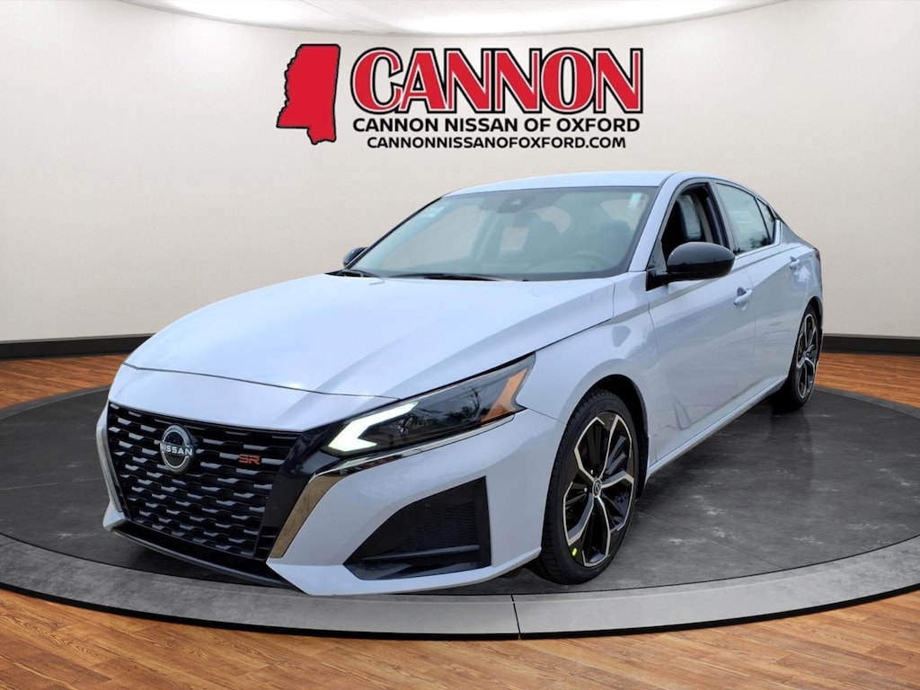 Used 2024 Nissan Altima 2.5 SR Sedan