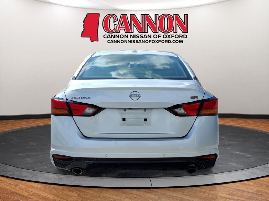 Used 2024 Nissan Altima 2.5 SR Sedan