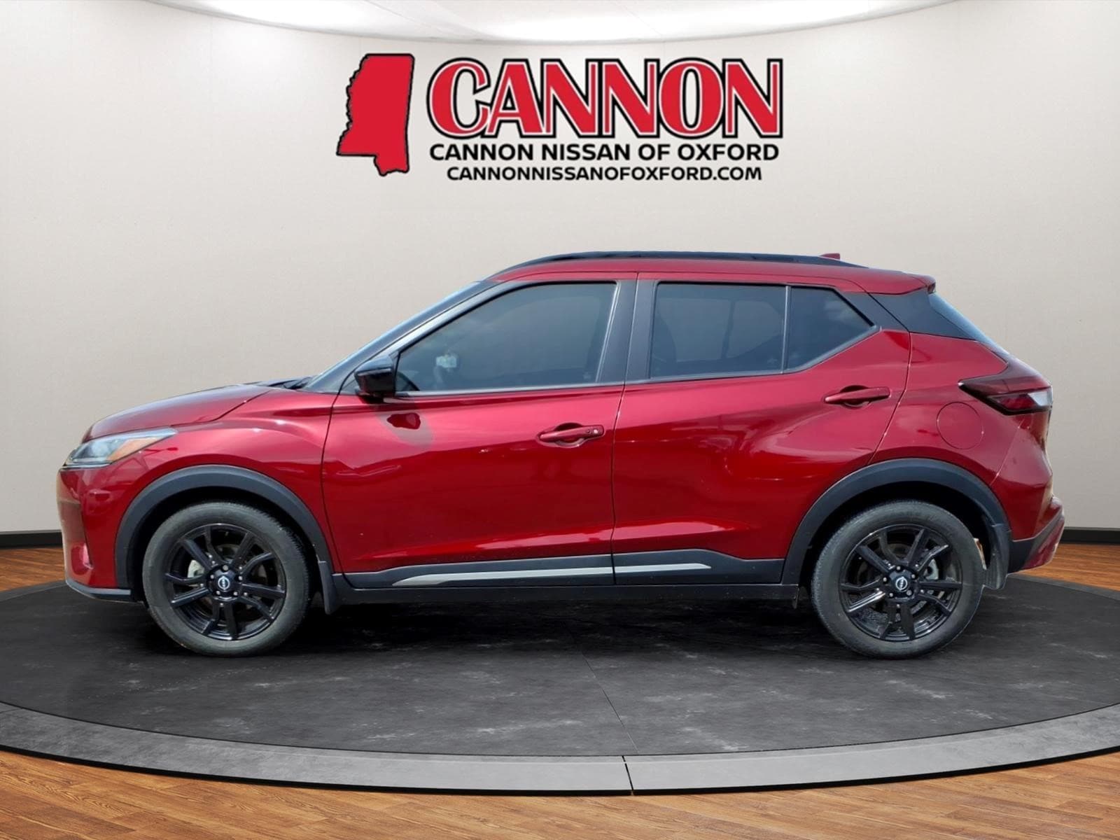 Used 2023 Nissan Kicks SR with VIN 3N1CP5DVXPL523991 for sale in Oxford, MS