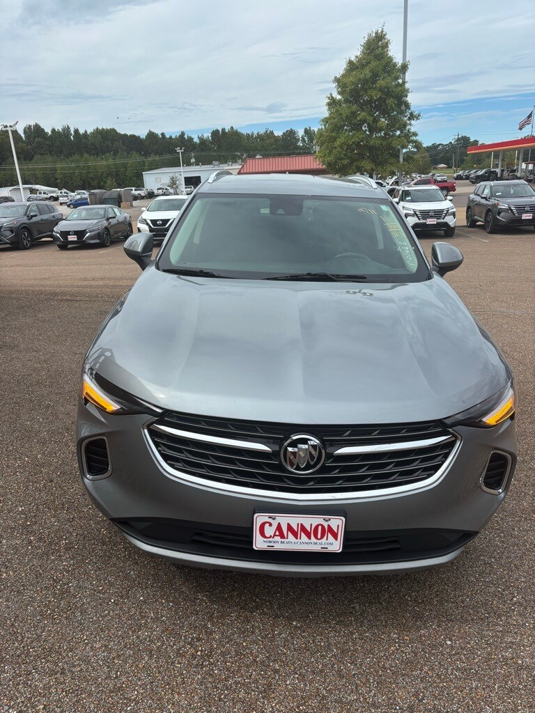 2023 Buick Envision Essence photo 2
