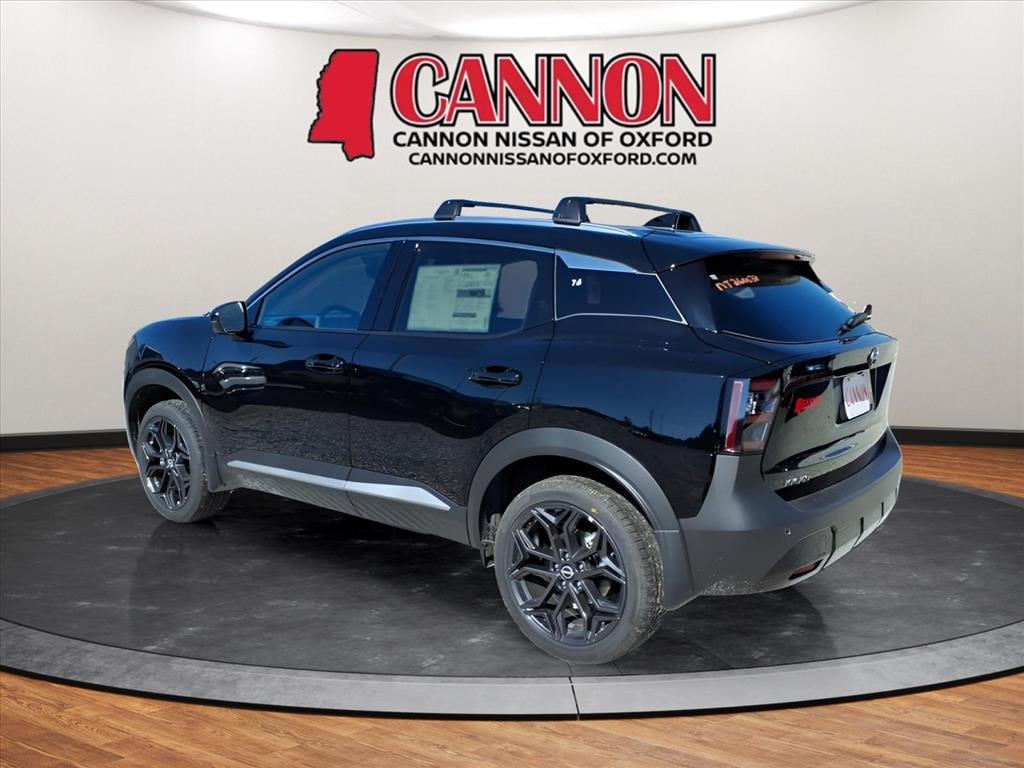 New 2026 Nissan Kicks SR SUV