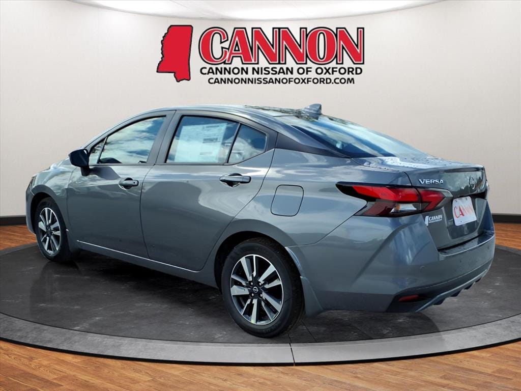 New 2025 Nissan Versa 1.6 SV Sedan
