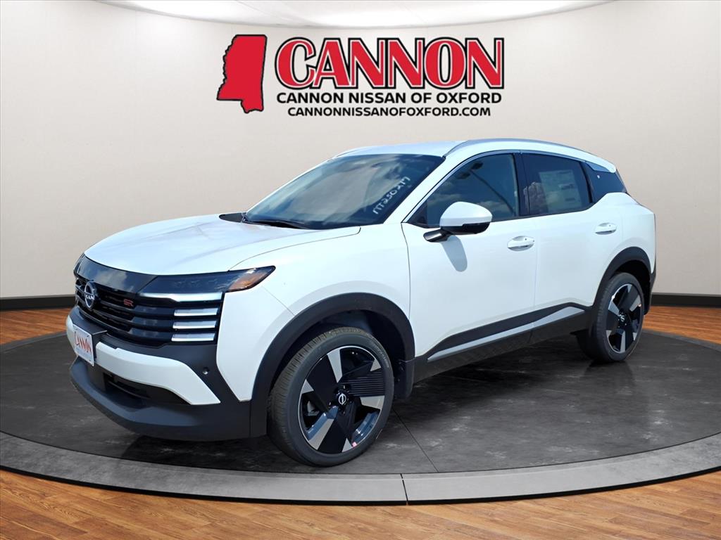 2025 Nissan Kicks SR's photo