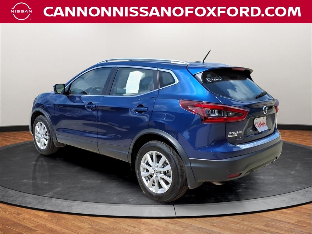 2022 Nissan Rogue Sport SV photo 2