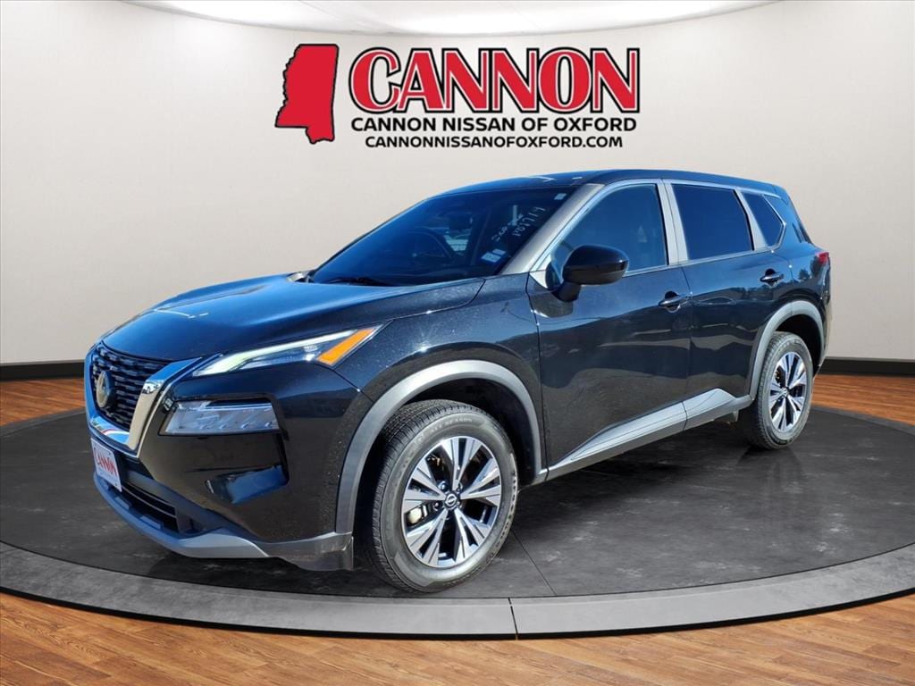 2023 Nissan Rogue SV's photo