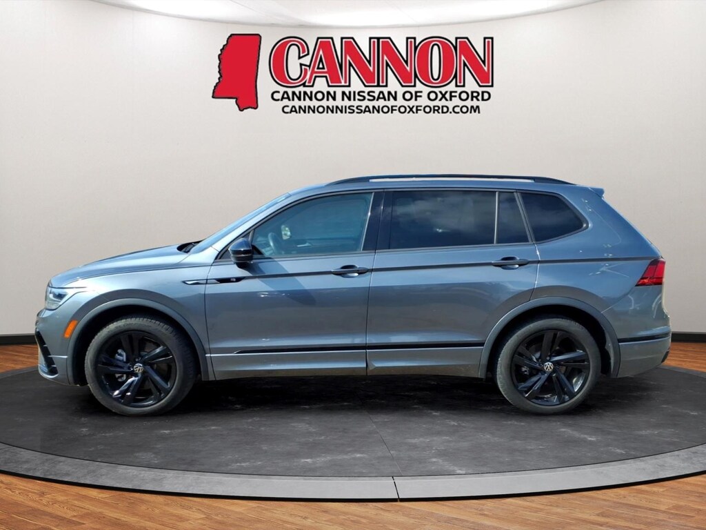 Used 2024 Volkswagen Tiguan 2.0T SE R-Line Black SUV