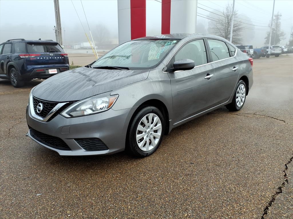 2017 Nissan Sentra SV's photo