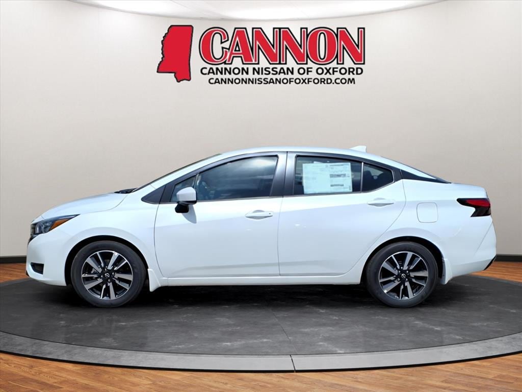 New 2025 Nissan Versa 1.6 SV Sedan