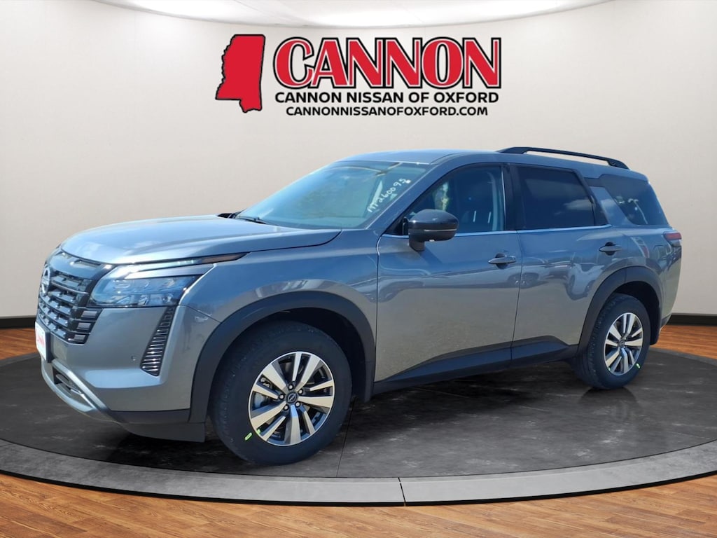 New 2026 Nissan Pathfinder SL SUV