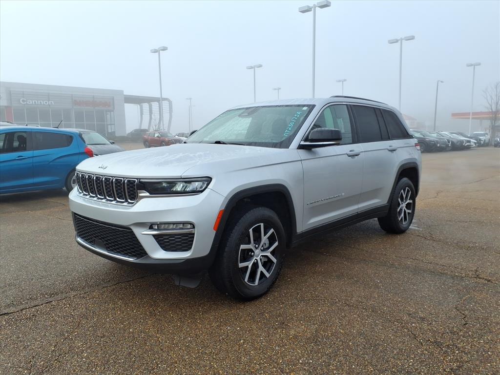 2024 Jeep Grand Cherokee Limited's photo