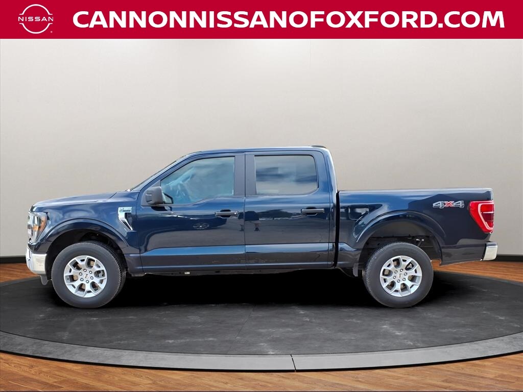 2023 Ford F-150 XLT photo 2