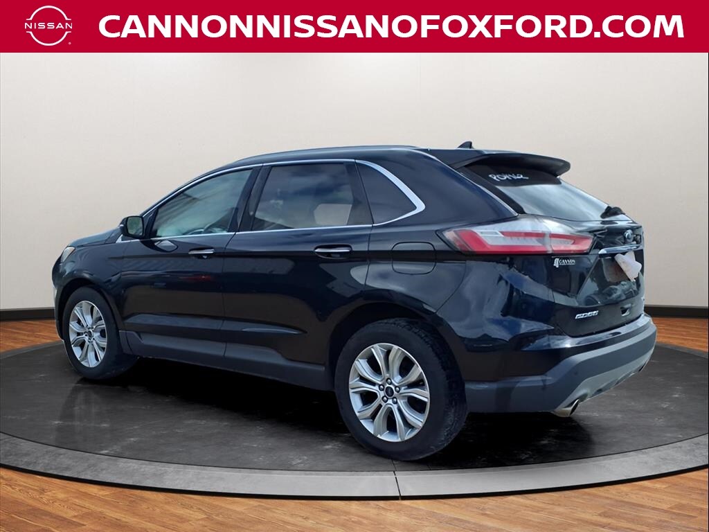 2020 Ford Edge Titanium photo 3