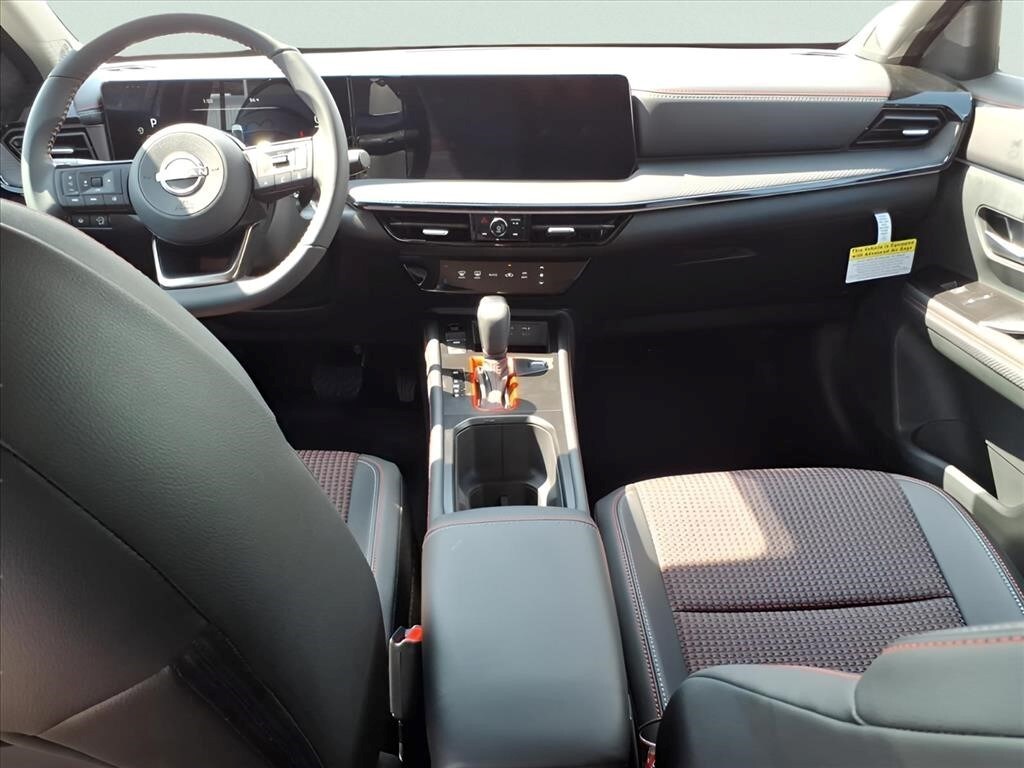 2025 Nissan Kicks SR - Photo 12