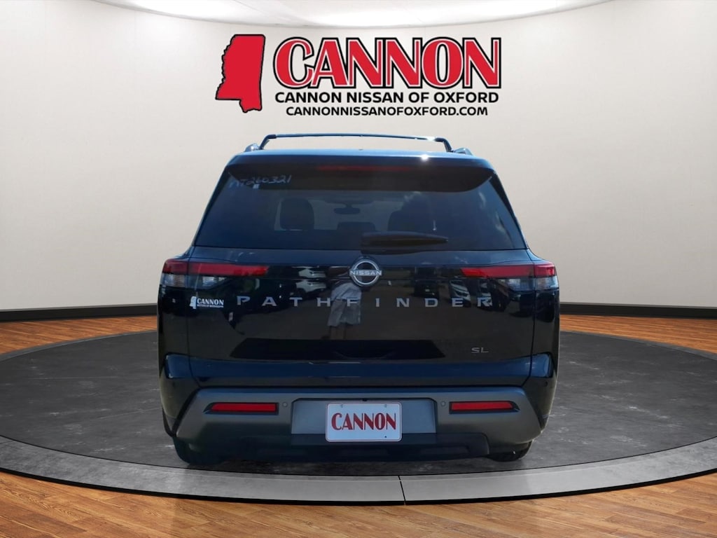 New 2026 Nissan Pathfinder SL SUV