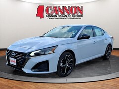 2025 Nissan Altima SR Sedan