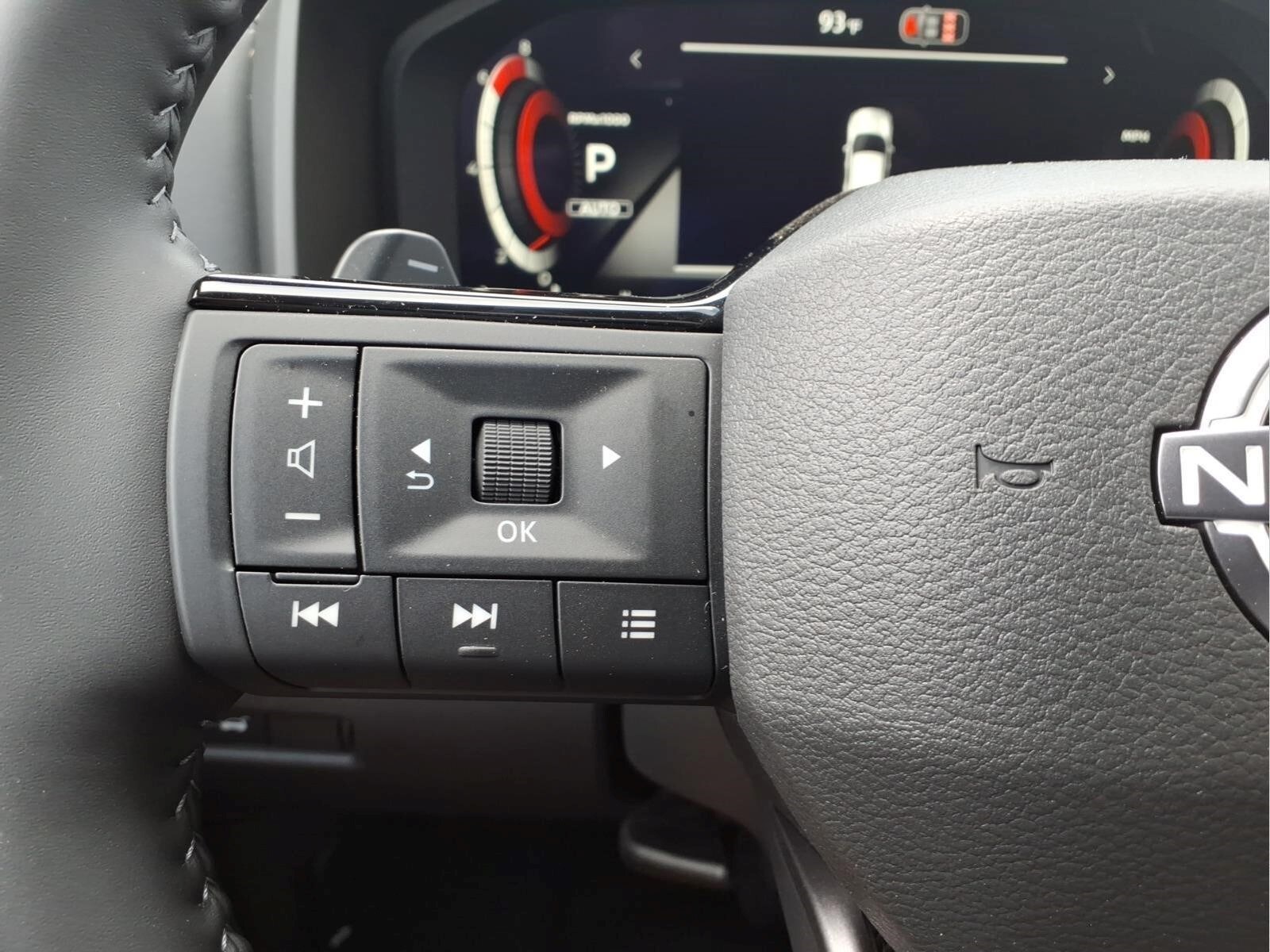 2026 Nissan Rogue Platinum - Photo 17